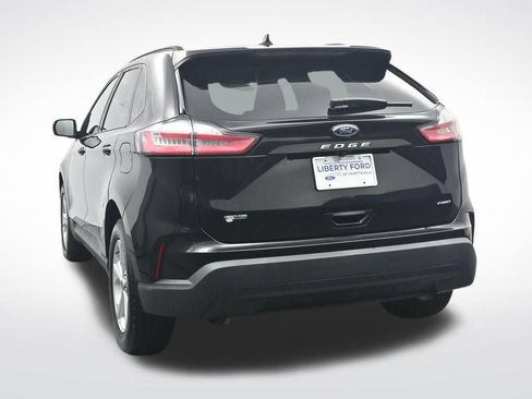Used 2023 Ford Edge SE AWD/4WD image 9