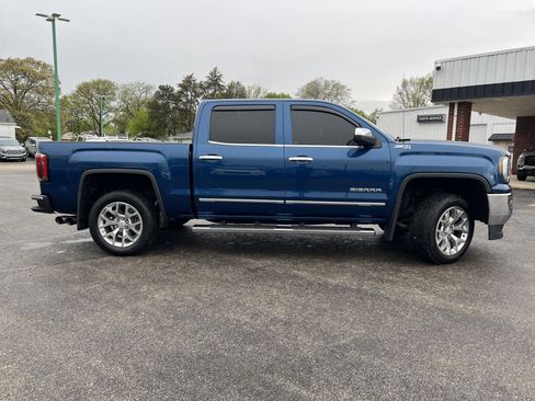 Used 2017 GMC Sierra 1500 SLT w/ SLT Premium Package AWD/4WD image 4
