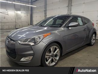 Used 2017 Hyundai Veloster Value Edition FWD video 1