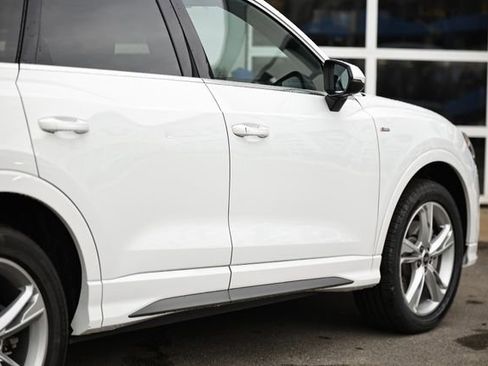 Used 2022 Audi Q3 2.0T Premium w/ Convenience Package image 8