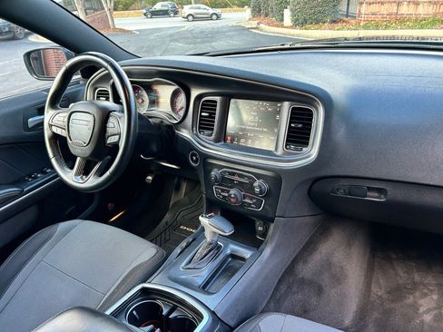 Used 2015 Dodge Charger SXT w/ Rallye Group image 40