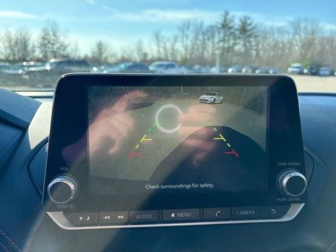 Used 2022 Nissan Sentra SR w/ Electronics Package image 32