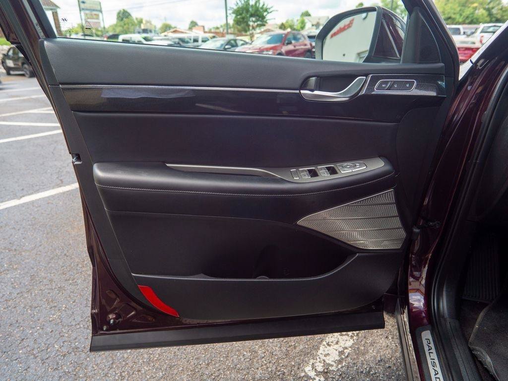 Used 2021 Hyundai Palisade Limited FWD image 17