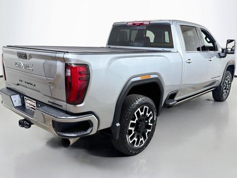 Used 2026 GMC Sierra 2500 Denali Ultimate AWD/4WD image 4