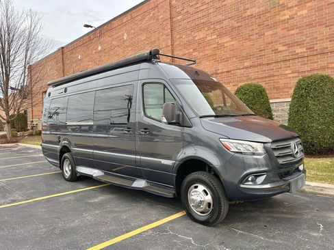 Used 2020 Mercedes-Benz Sprinter 3500 image 5