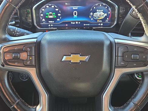 Used 2024 Chevrolet Silverado 2500 LT w/ Convenience Package image 16