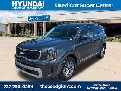 Used 2023 Kia Telluride LX