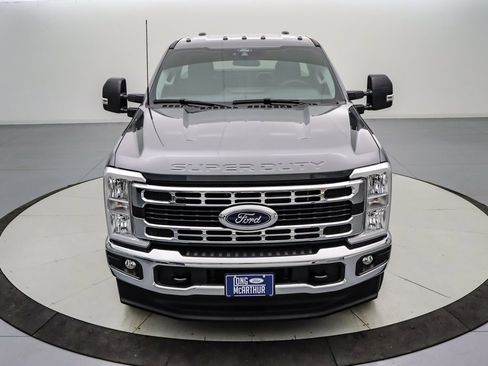 Certified 2025 Ford F350 XLT image 10