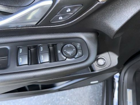 Used 2024 GMC Terrain Denali w/ Black Diamond Edition image 15