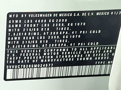 Used 2025 Volkswagen Taos SE AWD/4WD image 26