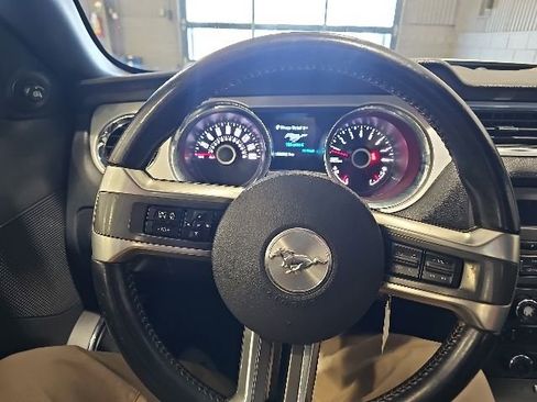 Used 2014 Ford Mustang Premium RWD image 15