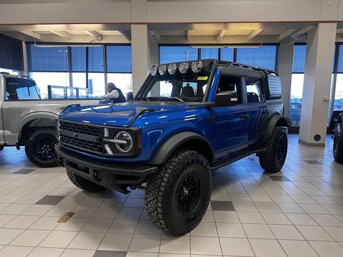 New 2025 Ford Bronco Badlands image 27