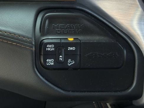 Used 2022 RAM 2500 Limited AWD/4WD image 15