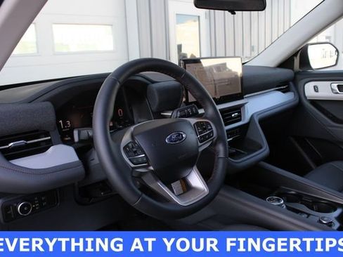 New 2026 Ford Explorer Active w/ Active Comfort Package image 2