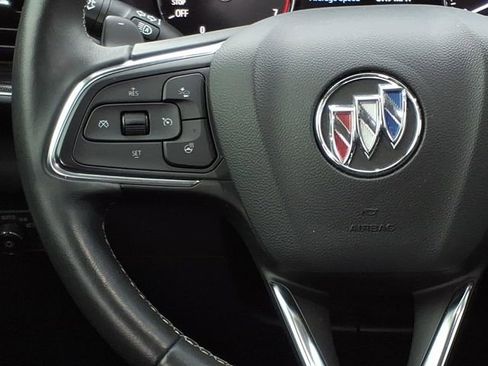 Used 2023 Buick Envision Essence image 6