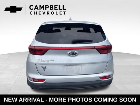 Used 2019 Kia Sportage LX FWD image 4