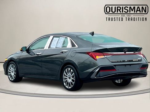 Used 2024 Hyundai Elantra Limited image 4