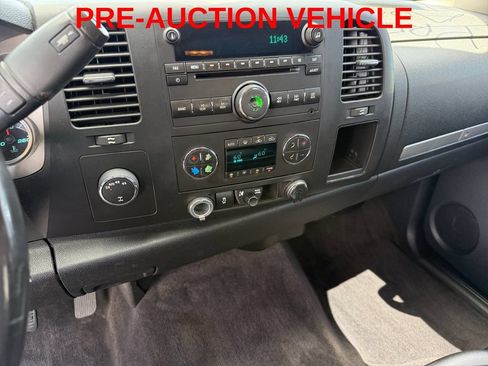 Used 2013 Chevrolet Silverado 1500 LT AWD/4WD image 16