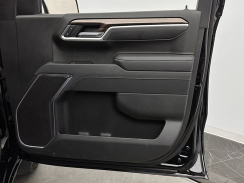 Used 2026 Chevrolet Silverado 1500 RST image 33