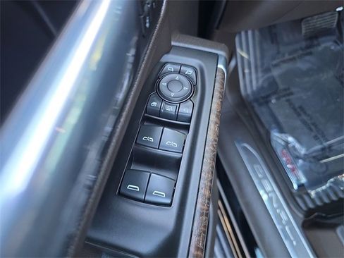 Certified 2021 GMC Sierra 3500 Denali w/ Denali Ultimate Package image 16