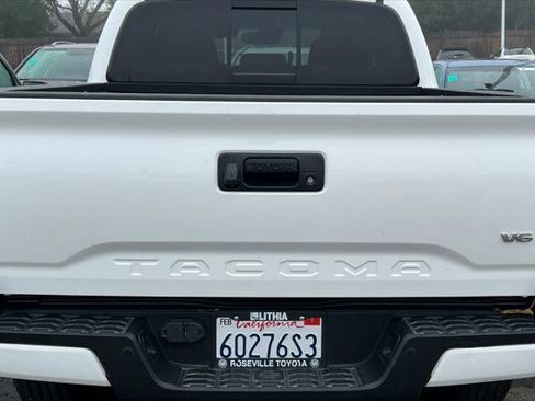 Certified 2023 Toyota Tacoma TRD Off-Road image 15