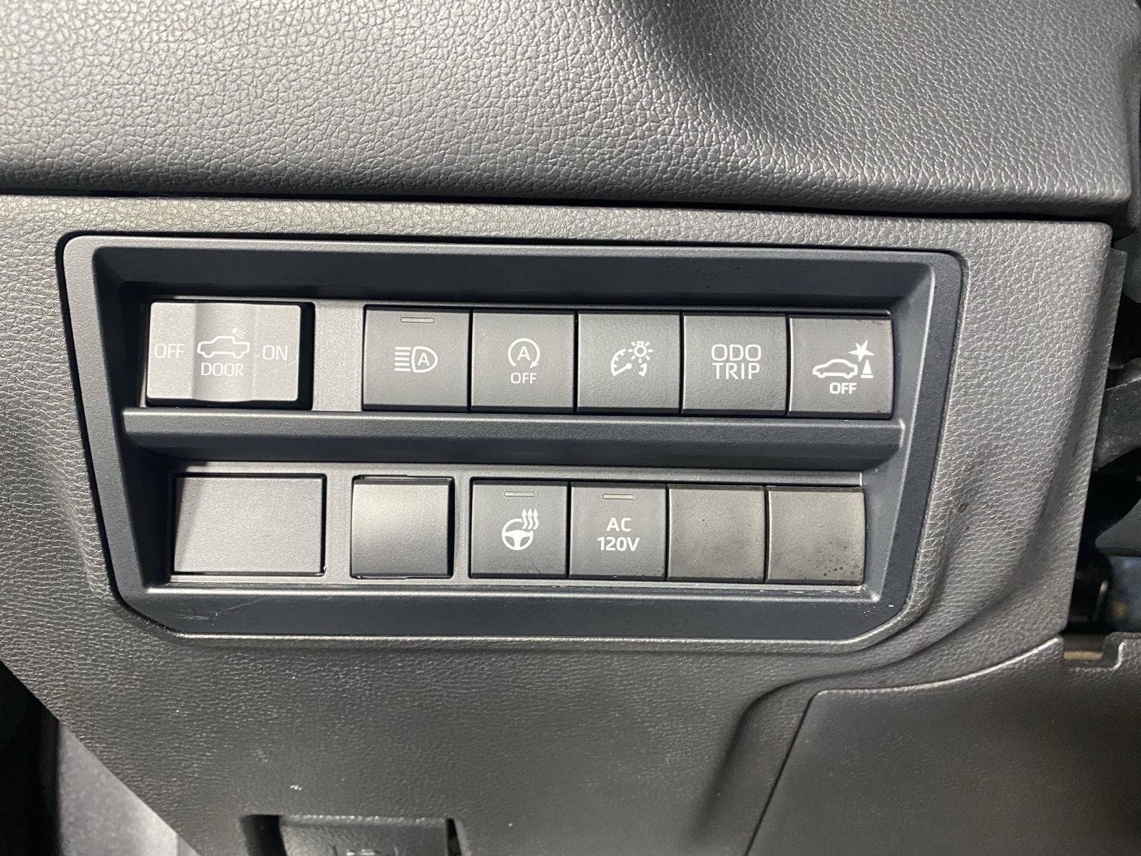 Used 2022 Toyota Tundra Limited AWD/4WD image 20