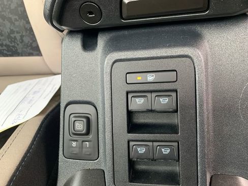 Used 2022 Ford Bronco Wildtrak AWD/4WD image 35
