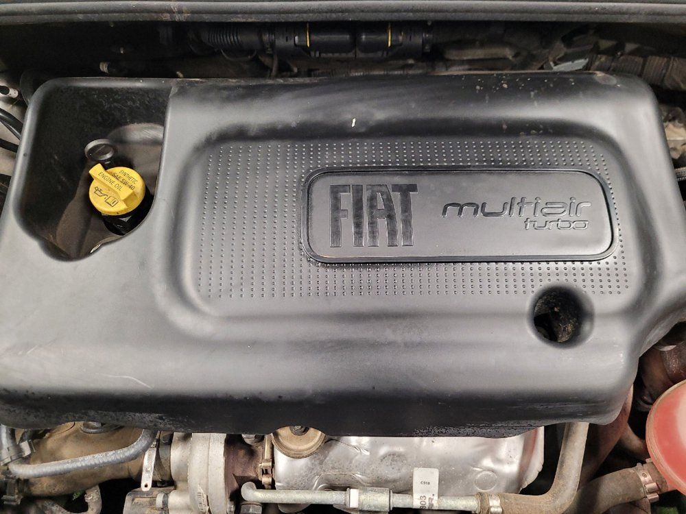 Used 2019 FIAT 500L Lounge FWD image 30