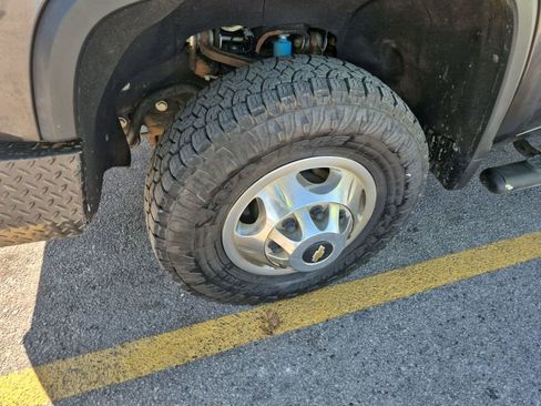 Used 2021 Chevrolet Silverado 3500 LT w/ Convenience Package image 10