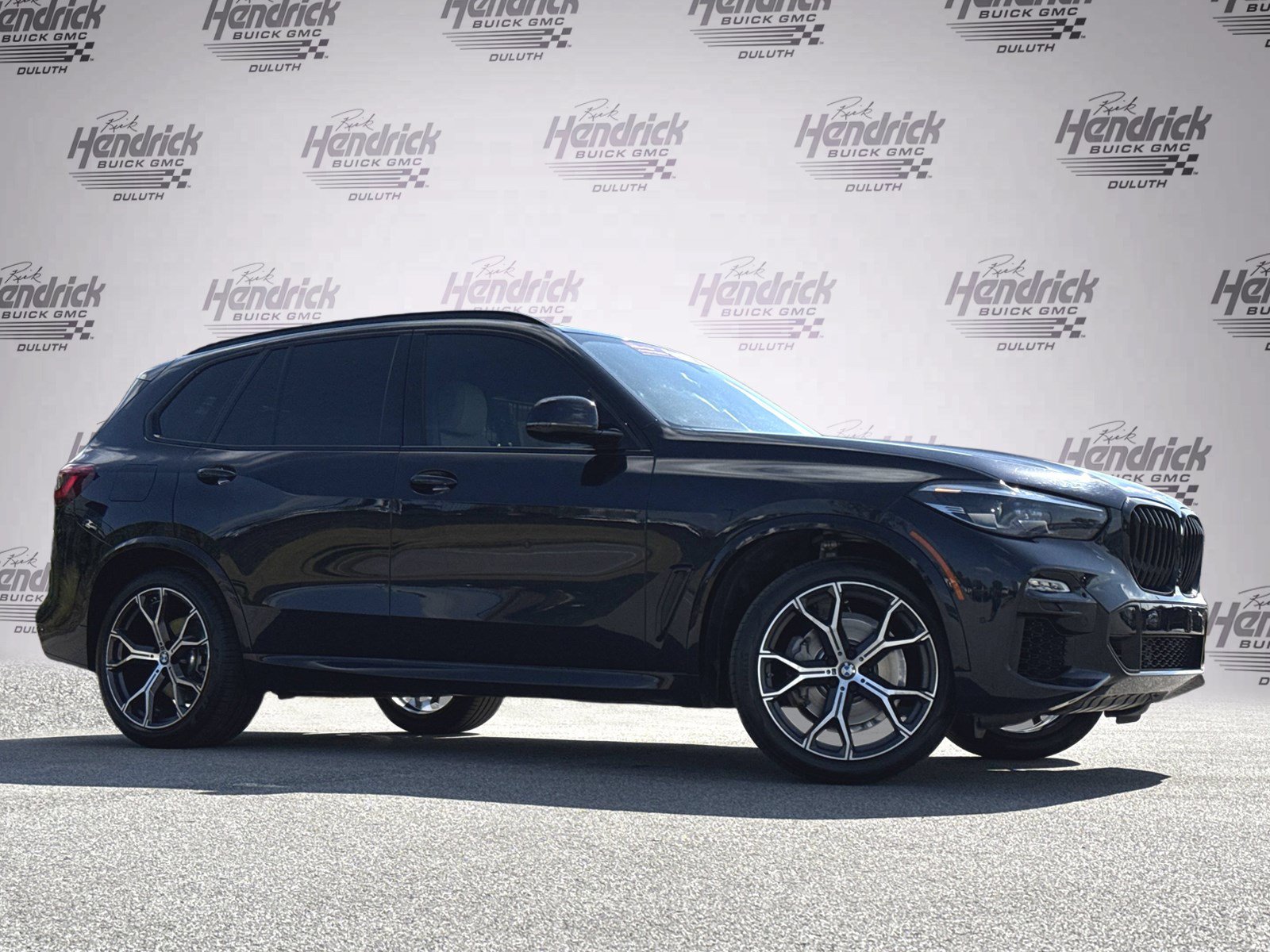Used 2020 BMW X5 sDrive40i w/ M Sport Package RWD image 2