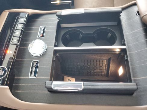 New 2026 Lincoln Navigator Black Label AWD/4WD image 26