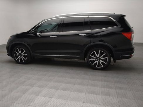 Used 2019 Honda Pilot Touring image 3
