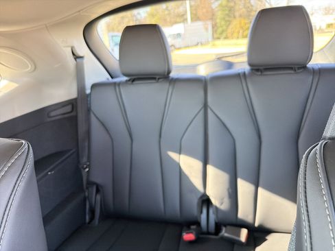 Certified 2026 Acura MDX w/Technology Package image 32
