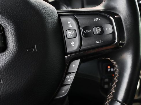 Used 2025 RAM 1500 Limited w/ Body Color Bumper Group image 26