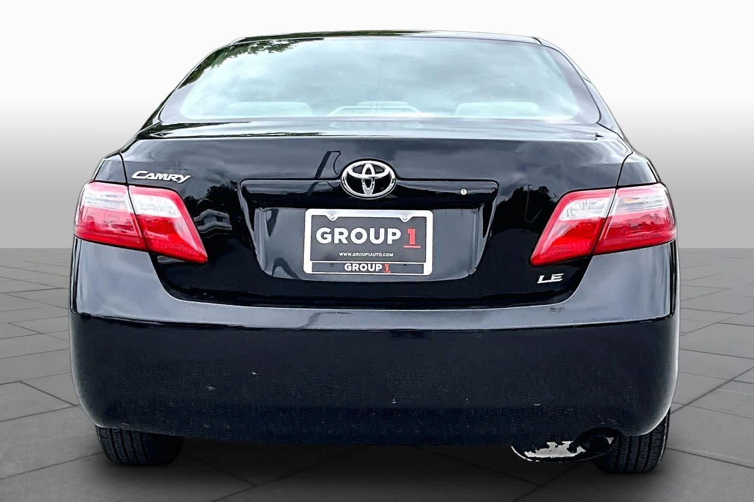 Used 2009 Toyota Camry LE FWD image 4