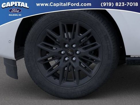 New 2026 Ford Expedition Platinum w/ Stealth Appearance Package AWD/4WD image 19