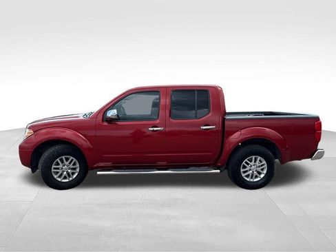 Used 2016 Nissan Frontier SV RWD image 4