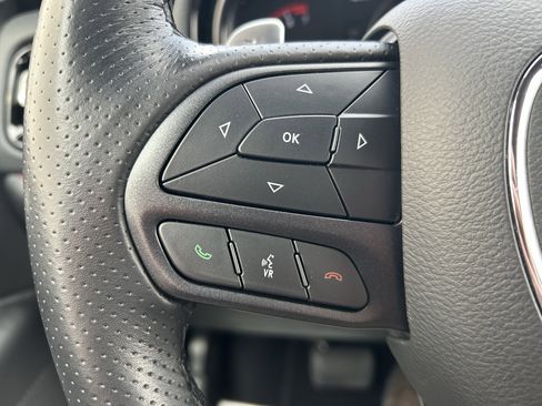 Used 2025 Dodge Durango GT image 25