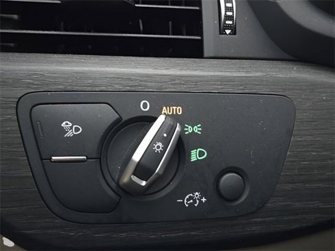 Used 2020 Audi A4 2.0T Premium Plus image 36