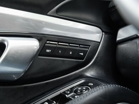 Certified 2024 Porsche 718 Cayman GTS image 18