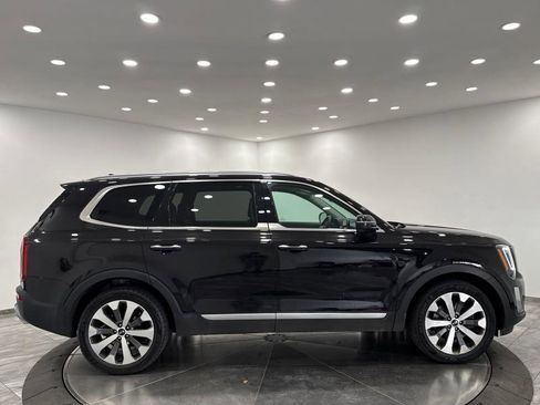 Used 2021 Kia Telluride S image 32