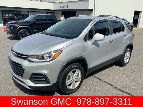 Used 2019 Chevrolet Trax LT w/ LT Convenience Package AWD/4WD image 42