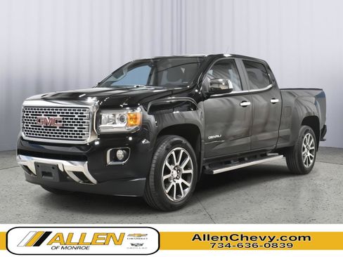 Used 2017 GMC Canyon Denali AWD/4WD image 1