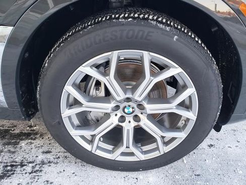 New 2026 BMW X7 xDrive40i w/ Premium Package image 29