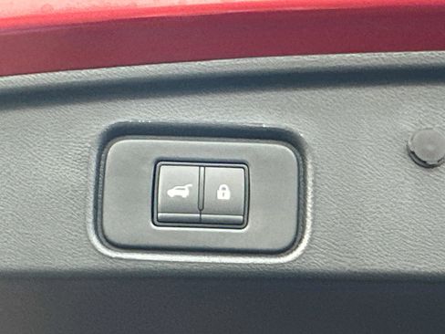 New 2026 Nissan Pathfinder SL AWD/4WD image 19