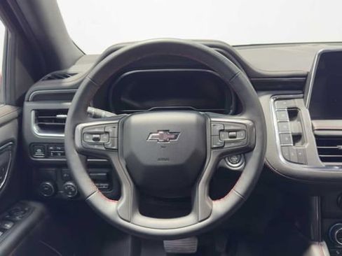 Used 2024 Chevrolet Suburban RST w/ Luxury Package RWD image 24