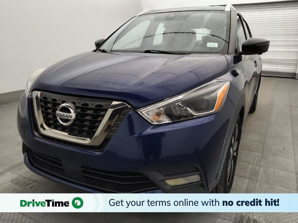 Used 2020 Nissan Kicks SR w/ SR Premium Package FWD image 1