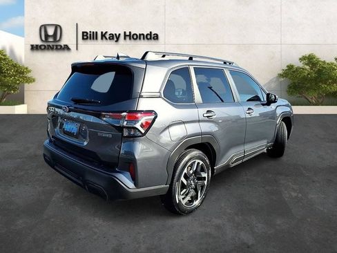 Used 2025 Subaru Forester Limited w/ Popular Package AWD/4WD image 3