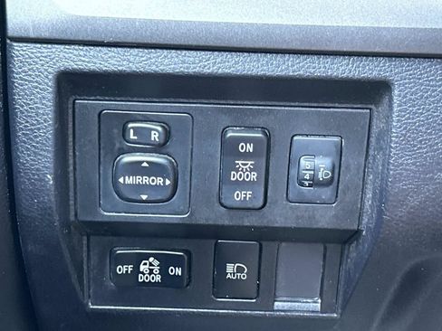 Used 2021 Toyota Tundra SR5 w/ TRD Off-Road Package AWD/4WD image 23