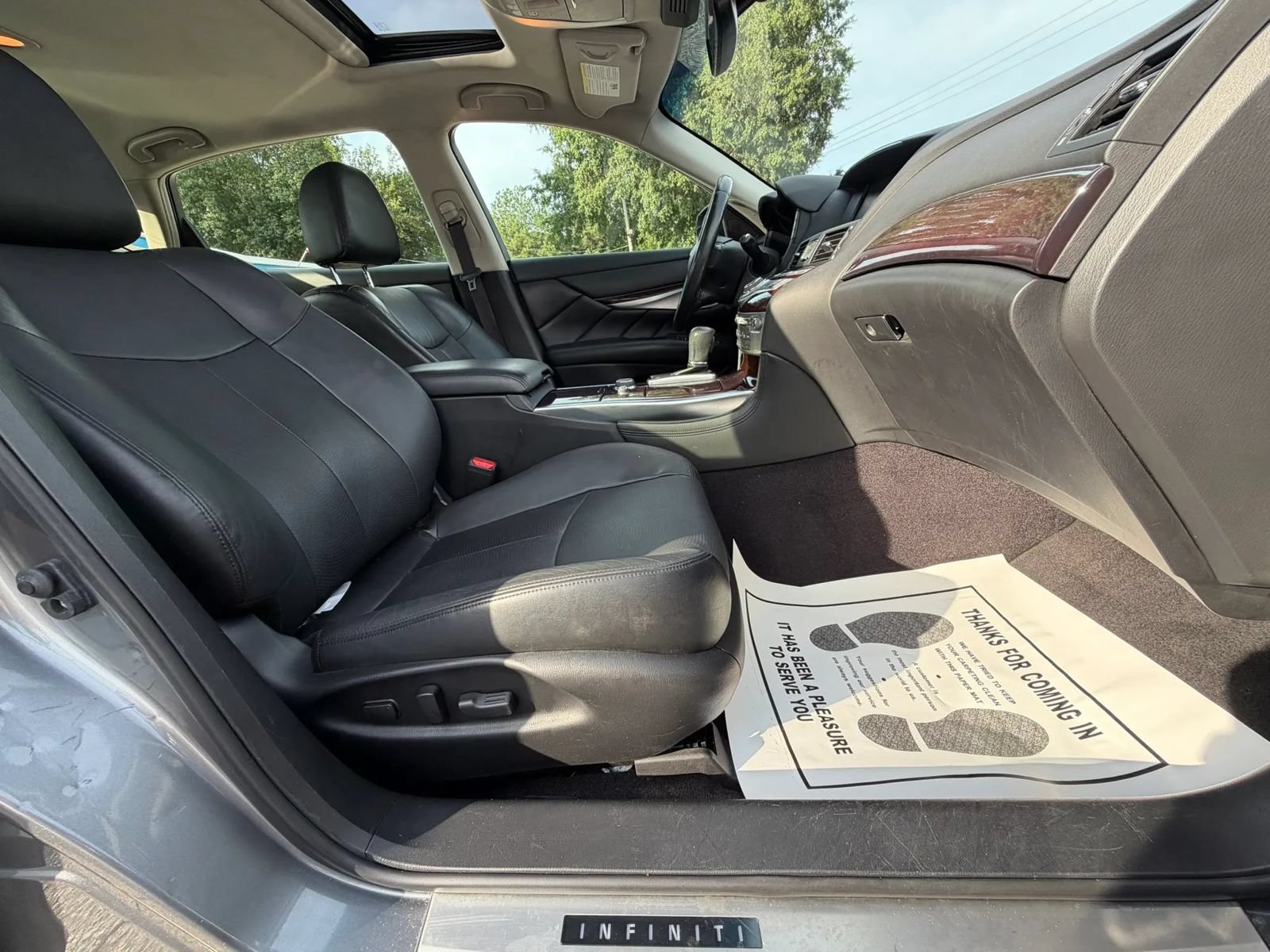 Used 2017 INFINITI Q70 L 3.7 AWD/4WD image 36